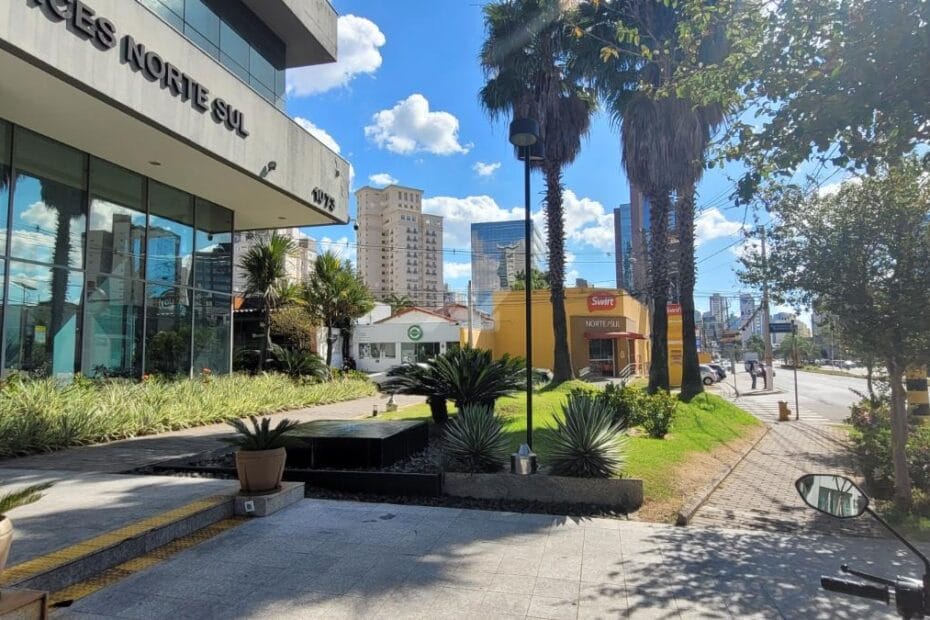 Helbor Offices Norte Sul no Cambuí, em Campinas, sede da Viiwork com coworking e endereço fiscal estratégico na Avenida Norte-Sul