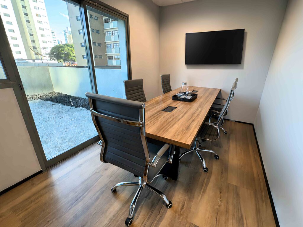 Sala de reuniões da Viiwork no Cambuí em Campinas